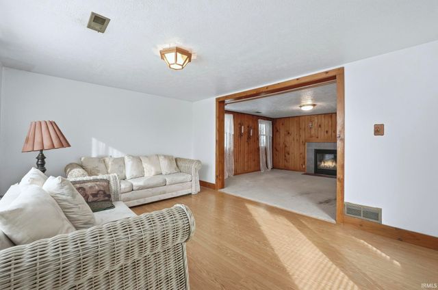 735 Lane 274 Crooked Lake, Angola, IN 46703