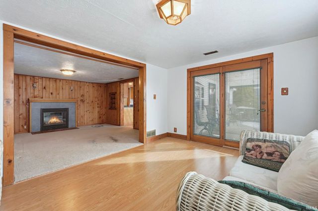 735 Lane 274 Crooked Lake, Angola, IN 46703