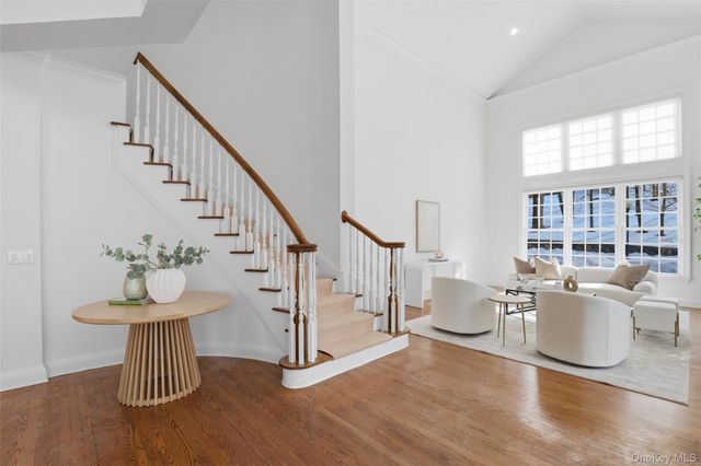 10 Shadow Tree Lane, Briarcliff Manor, NY 10510