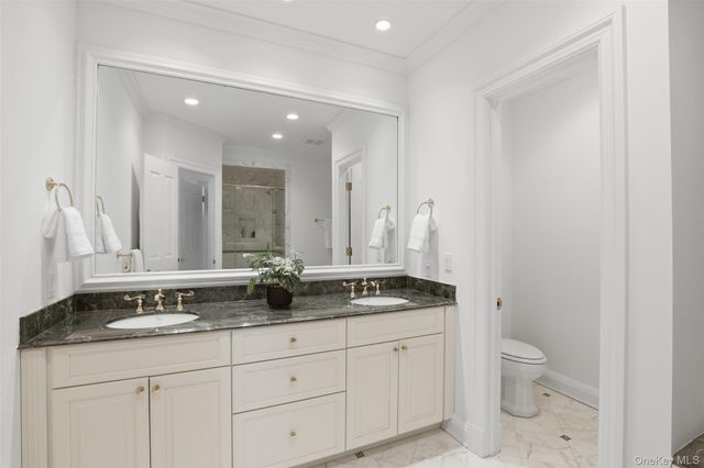 10 Shadow Tree Lane, Briarcliff Manor, NY 10510