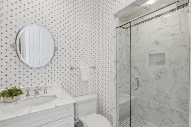 10 Shadow Tree Lane, Briarcliff Manor, NY 10510