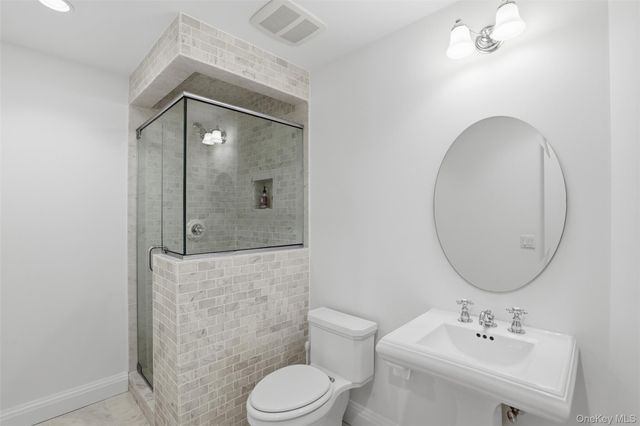 10 Shadow Tree Lane, Briarcliff Manor, NY 10510