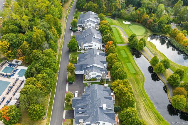 10 Shadow Tree Lane, Briarcliff Manor, NY 10510