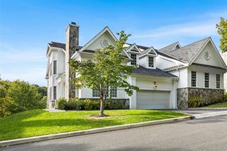 10 Shadow Tree Lane, Briarcliff Manor, NY 10510