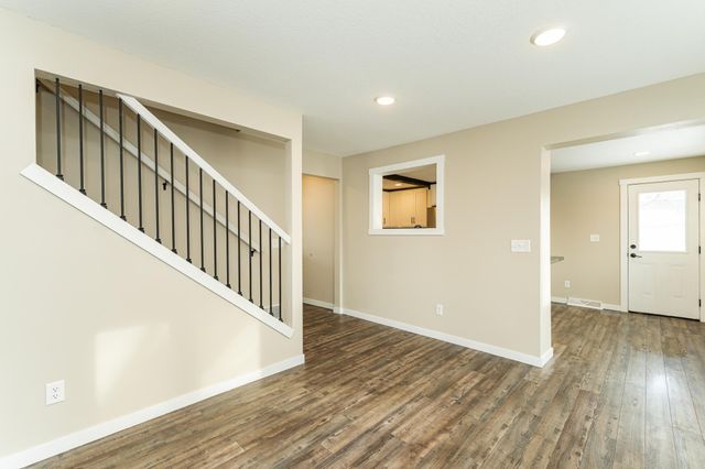 208 3rd Avenue NW, Kasson, MN 55944