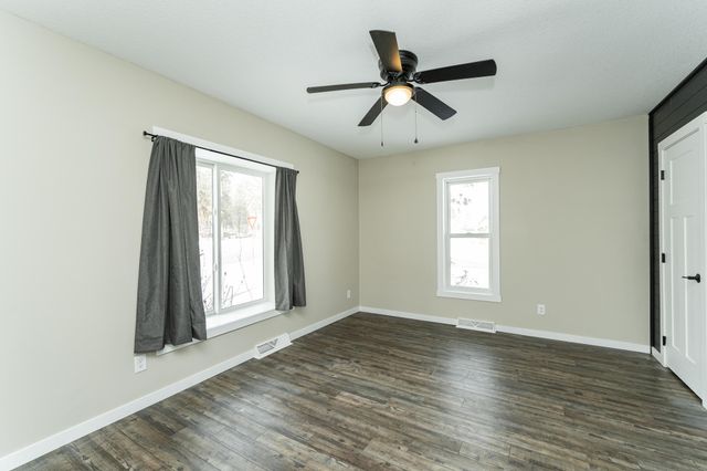 208 3rd Avenue NW, Kasson, MN 55944