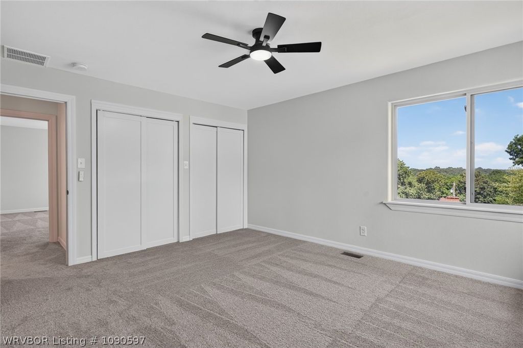 1803 Parkview Drive 1803 Parkview Drive
