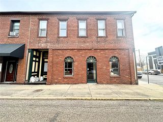 100 E Main, Mascoutah, IL 62258