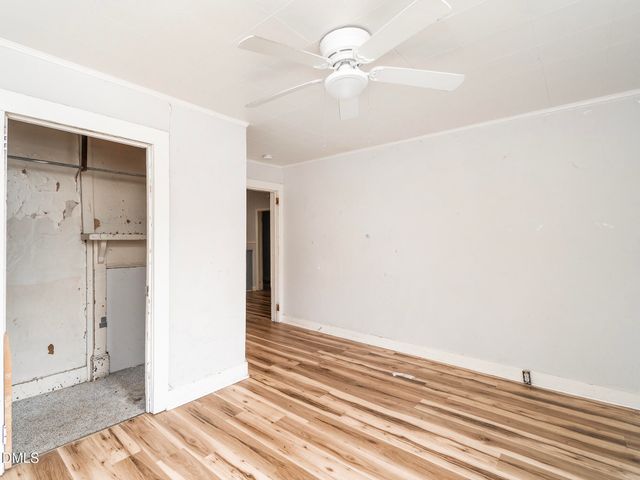 608 Oak Street, Burlington, NC 27215