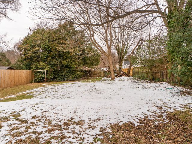 608 Oak Street, Burlington, NC 27215