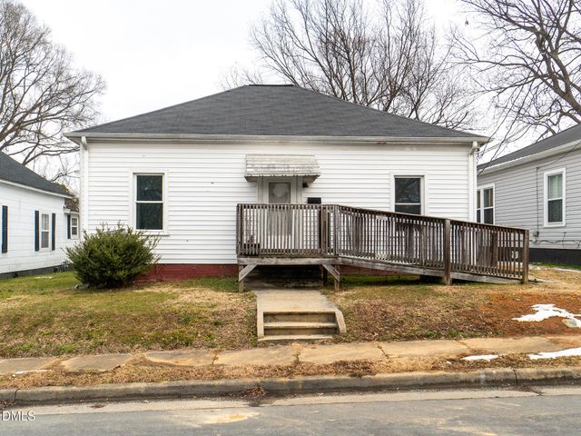 608 Oak Street, Burlington, NC 27215