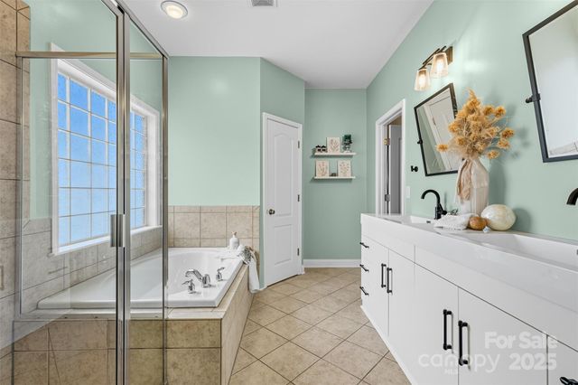 3005 Misty Moss Court, Waxhaw, NC 28173