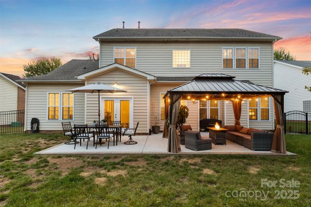 3005 Misty Moss Court, Waxhaw, NC 28173