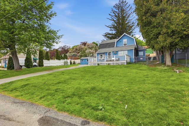 24 Hawley Avenue, Leominster, MA 01453