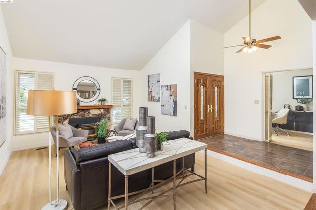 3237 3237 Vera Cruz Dr, San Ramon, CA 94583