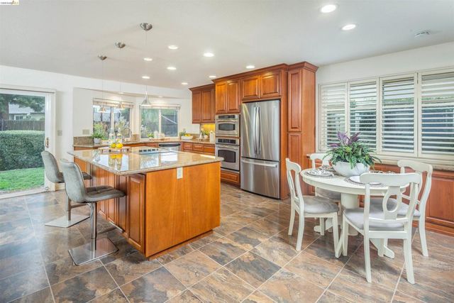 3237 3237 Vera Cruz Dr, San Ramon, CA 94583