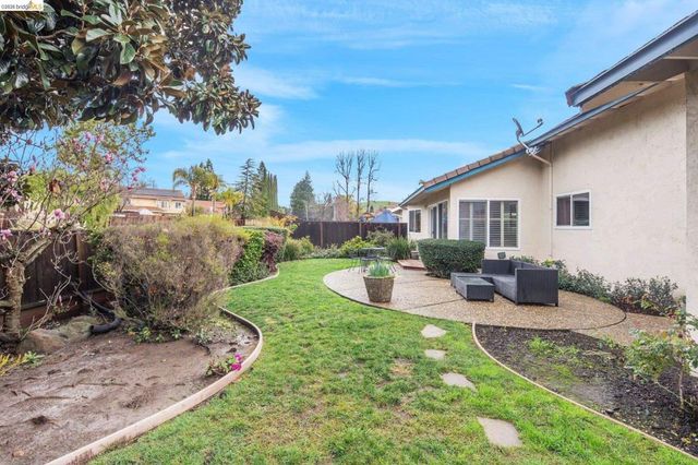 3237 3237 Vera Cruz Dr, San Ramon, CA 94583