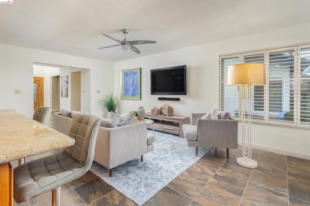 Image 27 of property listing at 3237 3237 Vera Cruz Dr, San Ramon, CA 94583