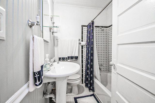 1907 Parker Avenue, West Palm Beach, FL 33401