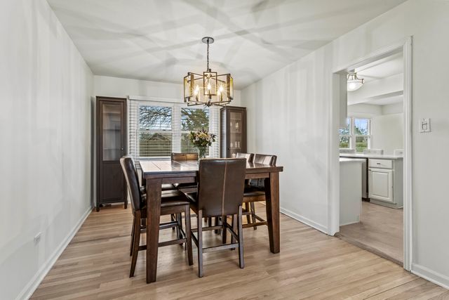 7209 Grant Street, Darien, IL 60561