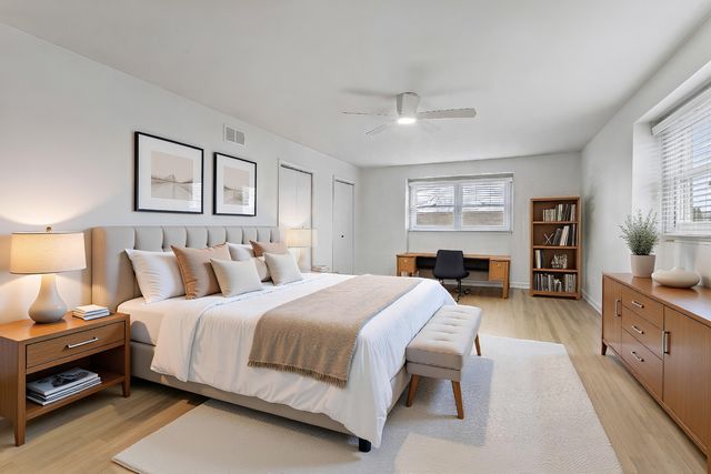 7209 Grant Street, Darien, IL 60561