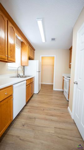 116 Kensington Circle, Warner Robins, GA 31093