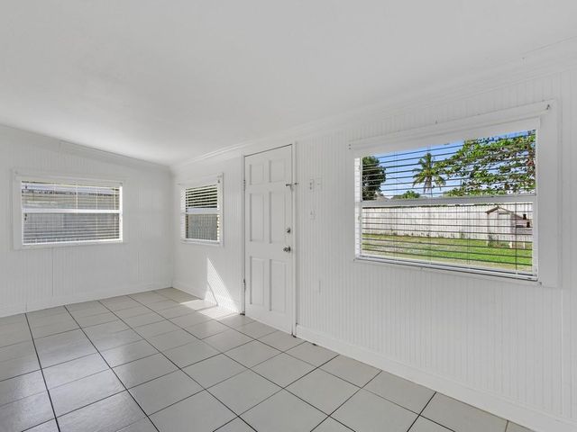 2375 16th Avenue, Vero Beach, FL 32962