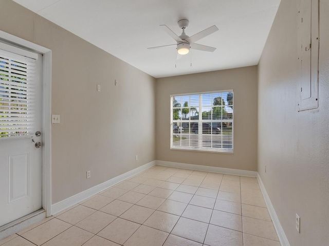 2375 16th Avenue, Vero Beach, FL 32962