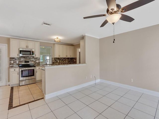 2375 16th Avenue, Vero Beach, FL 32962