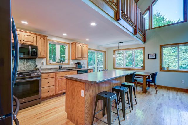 65 Garmish Road, Conway, NH 03818