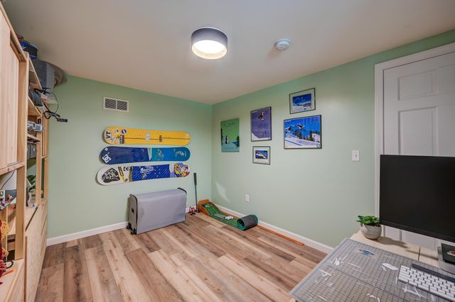65 Garmish Road, Conway, NH 03818