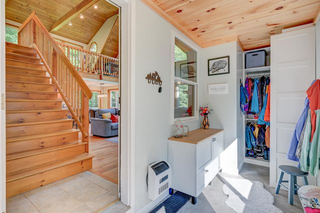 65 Garmish Road, Conway, NH 03818