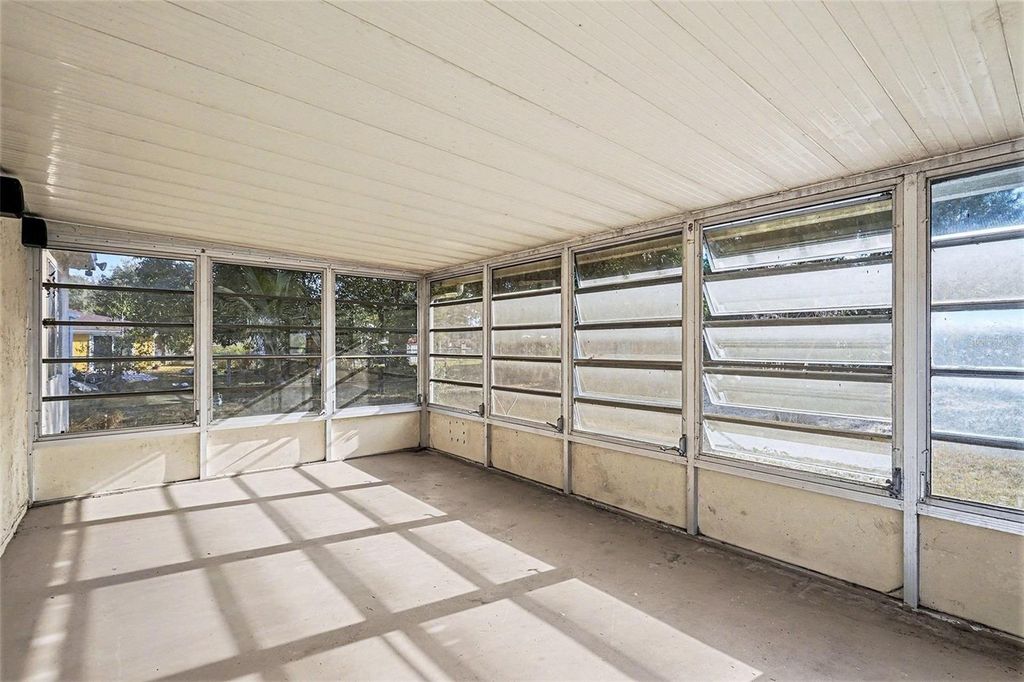 Image 11 of property listing at 1136 MINNET COURT NE, Palm Bay, FL 32905