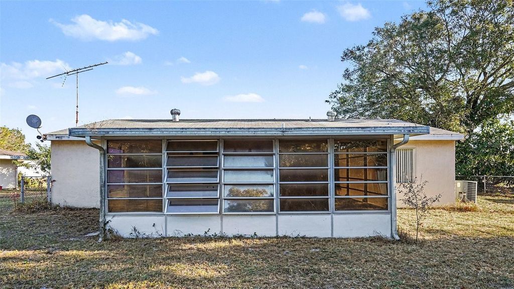 Image 25 of property listing at 1136 MINNET COURT NE, Palm Bay, FL 32905