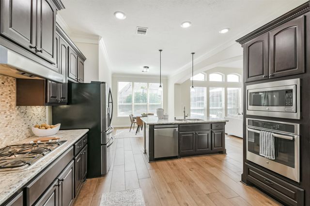 17108 Spirit Lake Lane, Houston, TX 77044