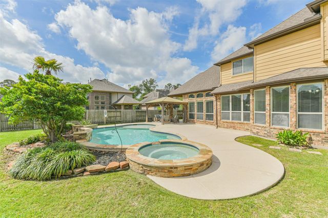 17108 Spirit Lake Lane, Houston, TX 77044