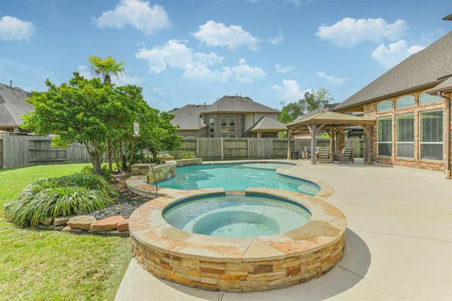 17108 Spirit Lake Lane, Houston, TX 77044