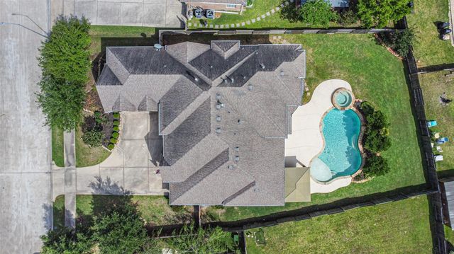 17108 Spirit Lake Lane, Houston, TX 77044