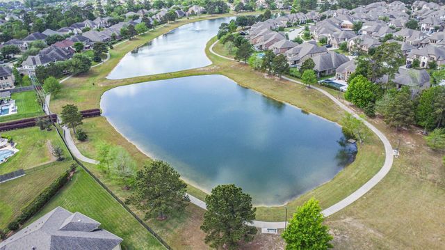 17108 Spirit Lake Lane, Houston, TX 77044