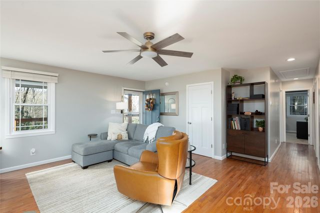 245 Tip Field Road, Brevard, NC 28712