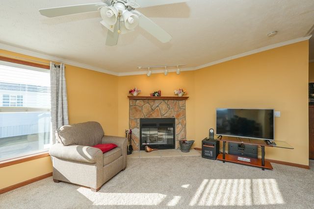 698 Princewood, Manteno, IL 60950