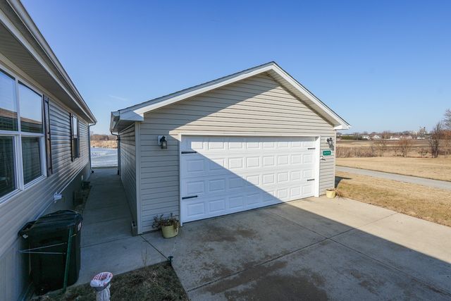 698 Princewood, Manteno, IL 60950