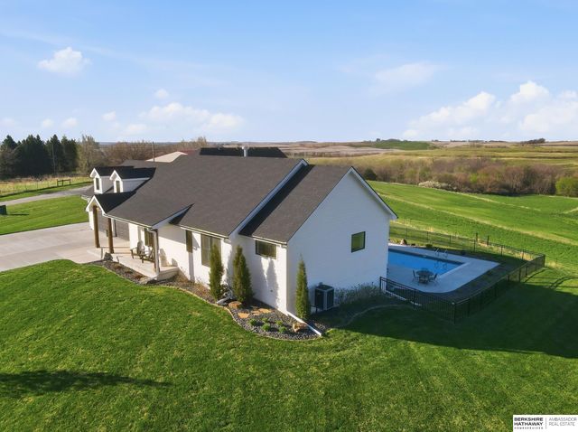 15499 County Road P10, Blair, NE 68008