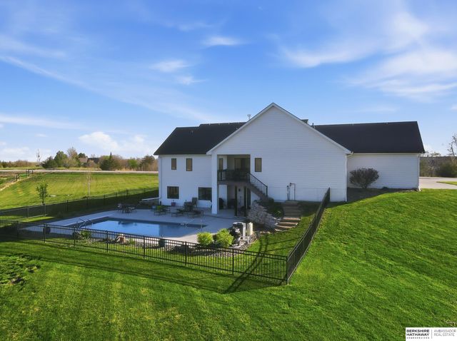 15499 County Road P10, Blair, NE 68008