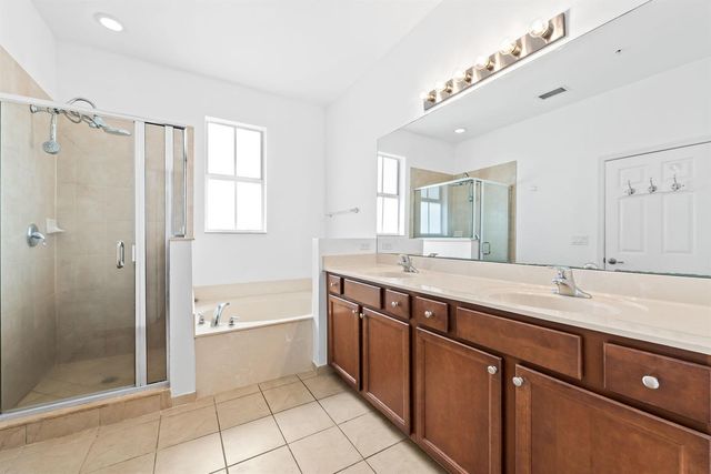 4750 Monarch Way, Coconut Creek, FL 33073