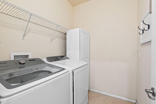 4750 Monarch Way, Coconut Creek, FL 33073