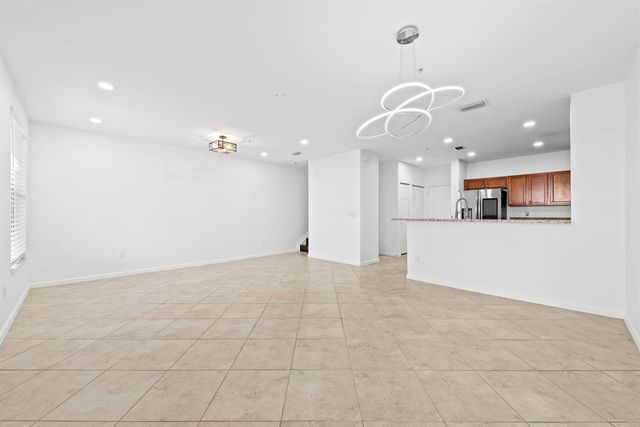 4750 Monarch Way, Coconut Creek, FL 33073