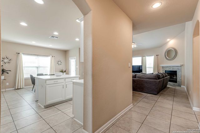 24735 Buck Crk, San Antonio, TX 78255