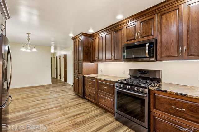 1612 Saint Marys Court, Hampton Charter Township, MI 48732