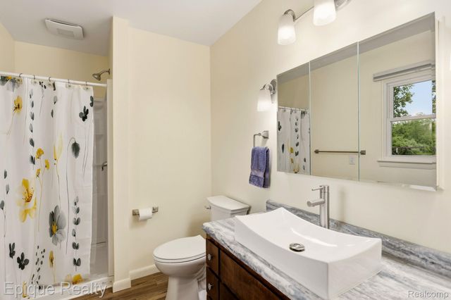 1612 Saint Marys Court, Hampton Charter Township, MI 48732
